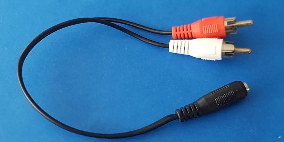 3,5mm Jackkupplung auf 2x Chinch (RCA) Stecker Kabel 30cm