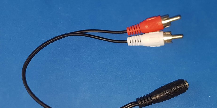 3,5mm Jackkupplung auf 2x Chinch (RCA) Stecker Kabel 30cm